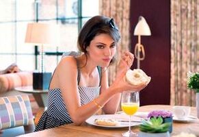 rapaza a dieta xaponesa