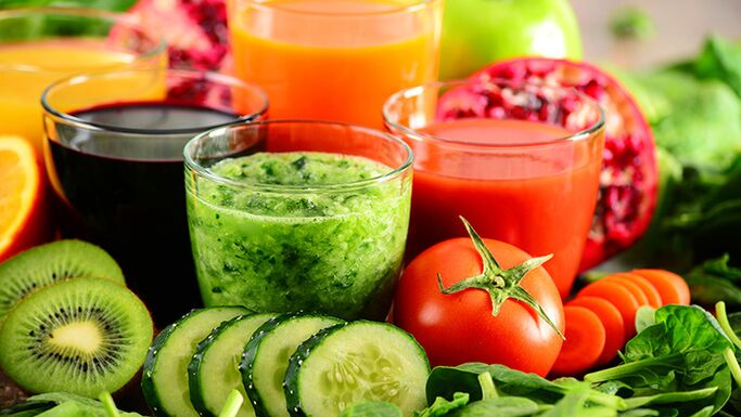 Bebidas de froitas e verduras na dieta de beber